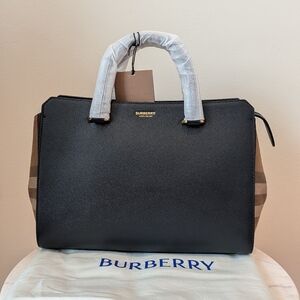 NWT Authentic Burberry Banwell Bag